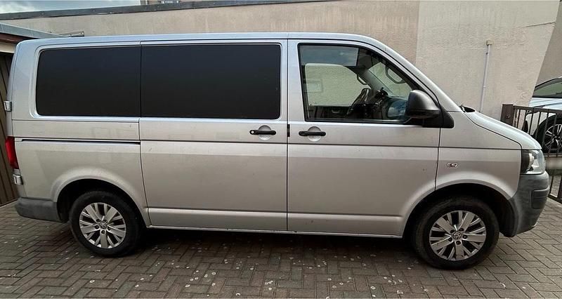 Gebraucht VW Transporter 140 PS (102 kW) 2011 Silber Van