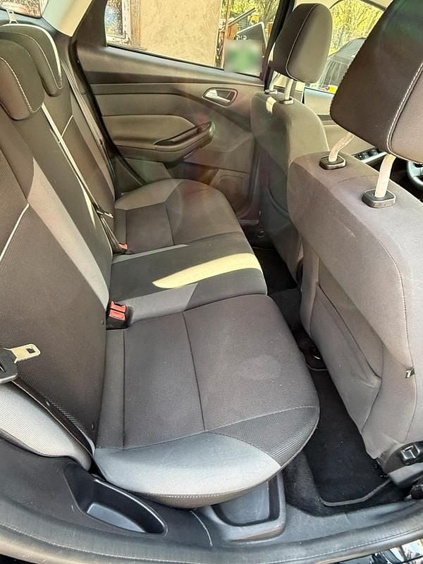 Gebraucht Ford Focus SYNC Edition 125 PS (91 kW) 2014 Schwarz Kombi