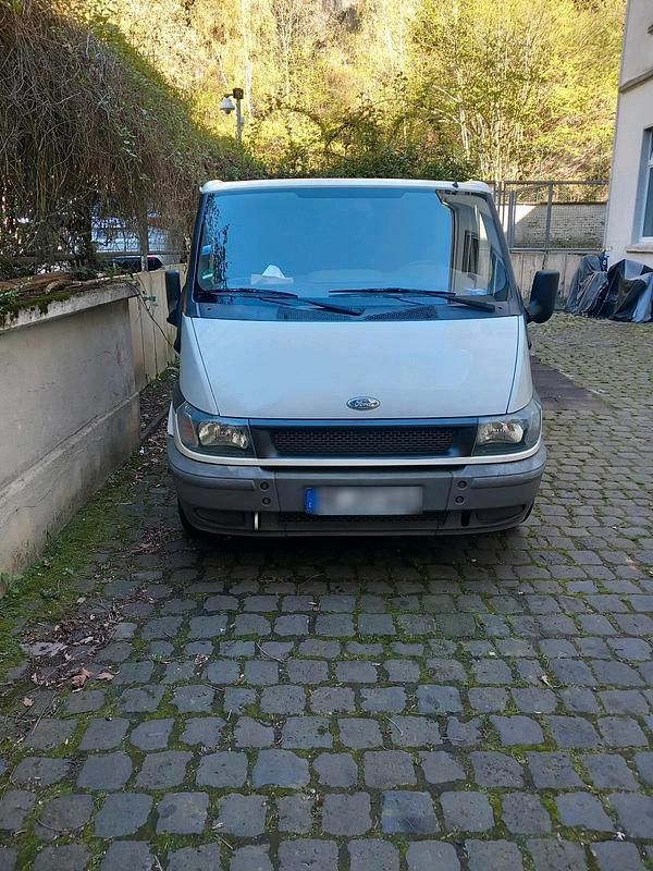 Second-hand Ford Focus 85 CP (62 kW) 2004 Alb Monovolum
