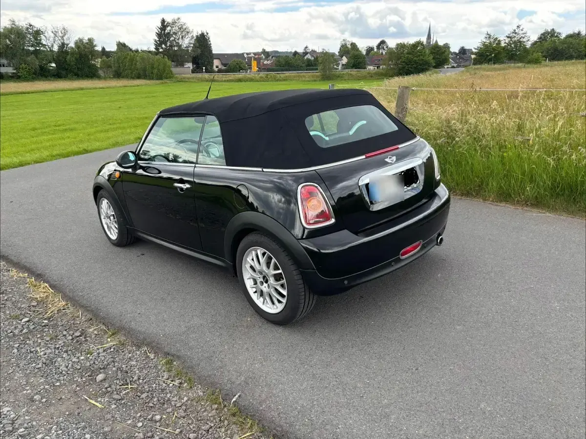 Gebraucht Mini Cooper Cabriolet 122 PS (89 kW) 2010 Schwarz Cabrio
