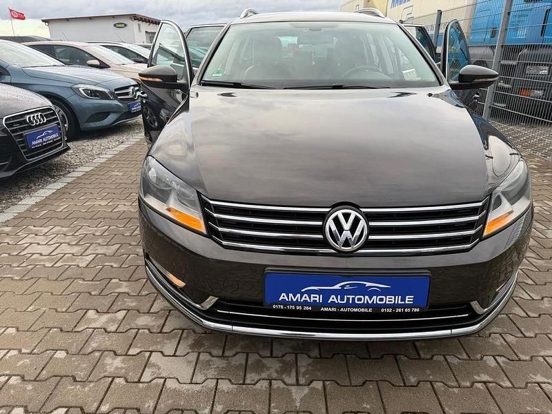 Gebraucht VW Passat Highline 160 PS (117 kW) 2013 Schwarz Kombi