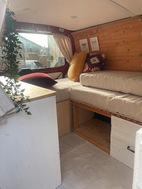 Gebraucht VW T5 105 PS (77 kW) 2006 Rot Van