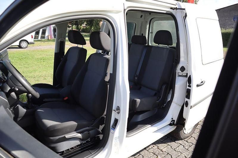 Gebraucht VW Caddy 102 PS (75 kW) 2020 Weiß Van / Kleinbus