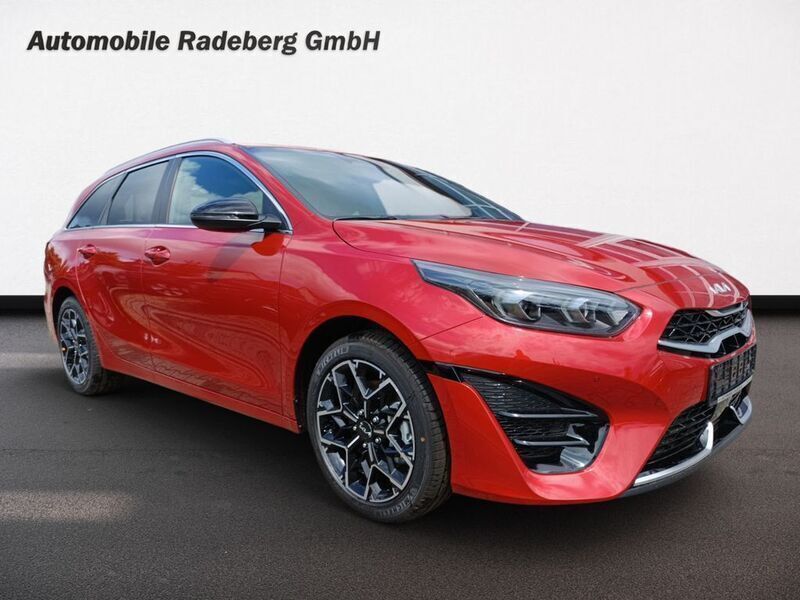 Neu Kia Ceed Sportswagon 140 PS (102 kW) 2025 Rot Kombi