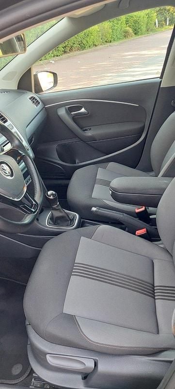 Usata VW Polo 90 CV (66 kW) 2016 Grigio Utilitaria