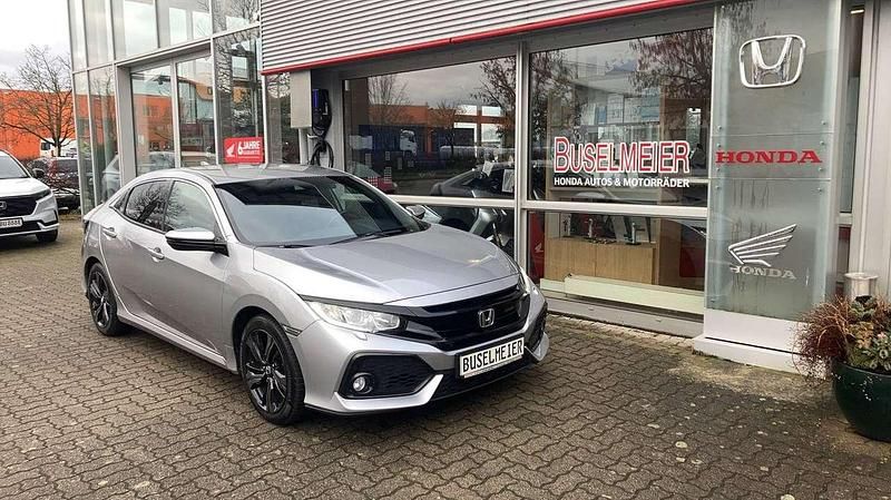 Gebraucht Honda Civic Elegance 126 PS (92 kW) 2020 Lunar silver m Limousine