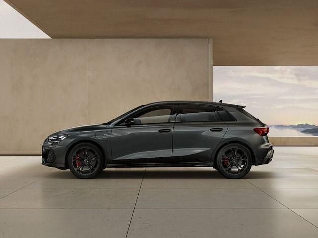 Neu Audi A3 S-Line 272 PS (200 kW) 2026 Daytonagrau perleffekt Limousine