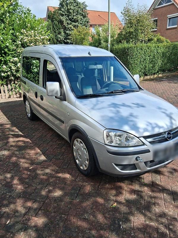 Silber Gebraucht 2010 Opel Combo Van / Kleinbus | 950 € (Superpreis) - Bild 1/4