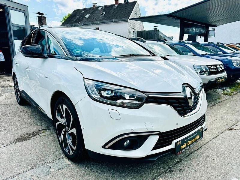Gebraucht Renault Grand Scénic IV Bose Edition 132 PS (97 kW) 2017 Weiß Van / Kleinbus