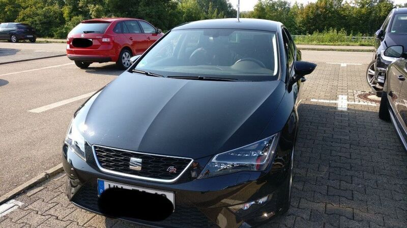 Schwarz Gebraucht 2016 Seat Leon FR Limousine | 15.000 € (Guter Preis) - Bild 1/4