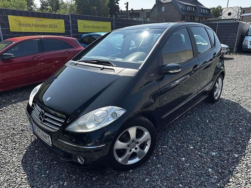 Kosmosschwarz metalliclack Gebraucht 2005 Mercedes A200 Kleinwagen | 6.490 € (Etwas zu teuer) - Bild 1/3