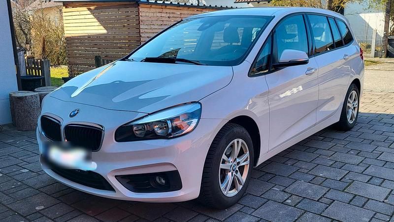 Gebraucht BMW 216 Advantage 116 PS (85 kW) 2016 Weiß Kombi