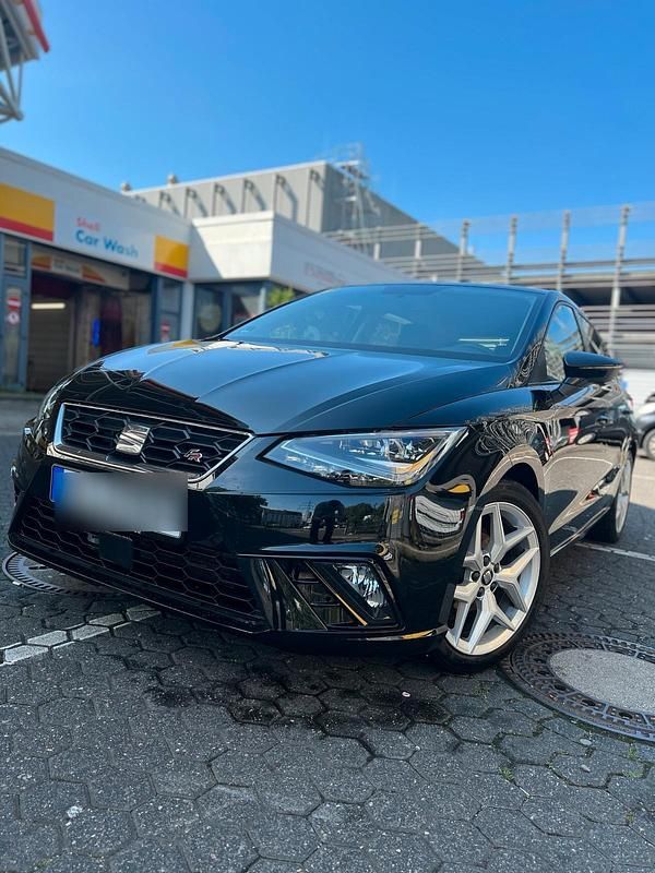 Schwarz Gebraucht 2019 Seat Ibiza FR Kleinwagen | 13.200 € (Fairer Preis) - Bild 1/4