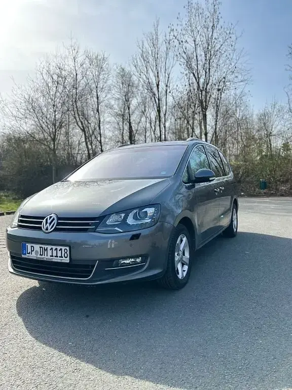 Gebraucht VW Sharan Highline 170 PS (125 kW) 2011 Grau Van / Kleinbus