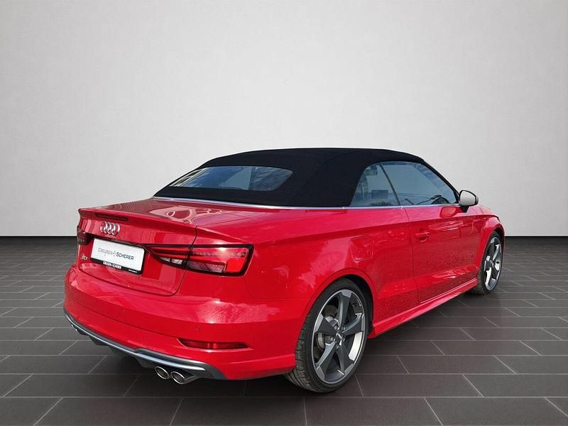 Gebraucht Audi S3 Advanced 301 PS (221 kW) 2019 Tangorot metallic (metallic) Limousine