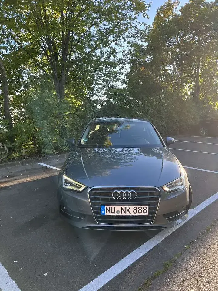 Gebraucht Audi A3 S-Line 150 PS (110 kW) 2013 Grau Kleinwagen