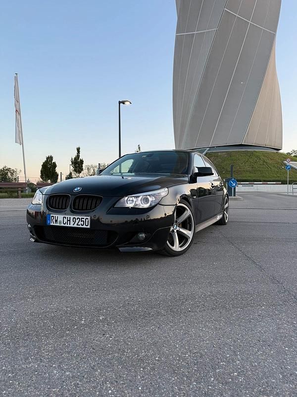Schwarz Gebraucht 2003 BMW 520 M Sport Limousine | 5.899 € (Teuer) - Bild 1/4