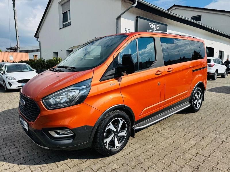 Gebraucht Ford Tourneo ST 131 PS (96 kW) 2023 Orange Van / Kleinbus