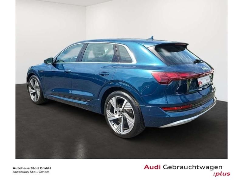Gebraucht Audi e-tron Advanced Plus 300 kW (408 PS) 2022 Blau SUV