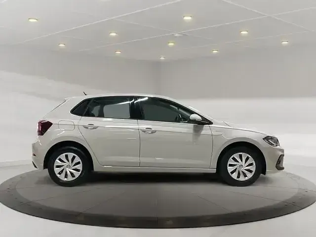 Gebraucht VW Polo Life 95 PS (69 kW) 2022 Grau Kleinwagen