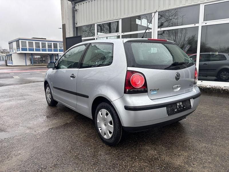 Gebraucht VW Polo Trendline 54 PS (39 kW) 2007 Silber Kleinwagen