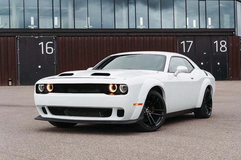 Usata Dodge Challenger 385 CV (283 kW) 2018 Bianco Coupé