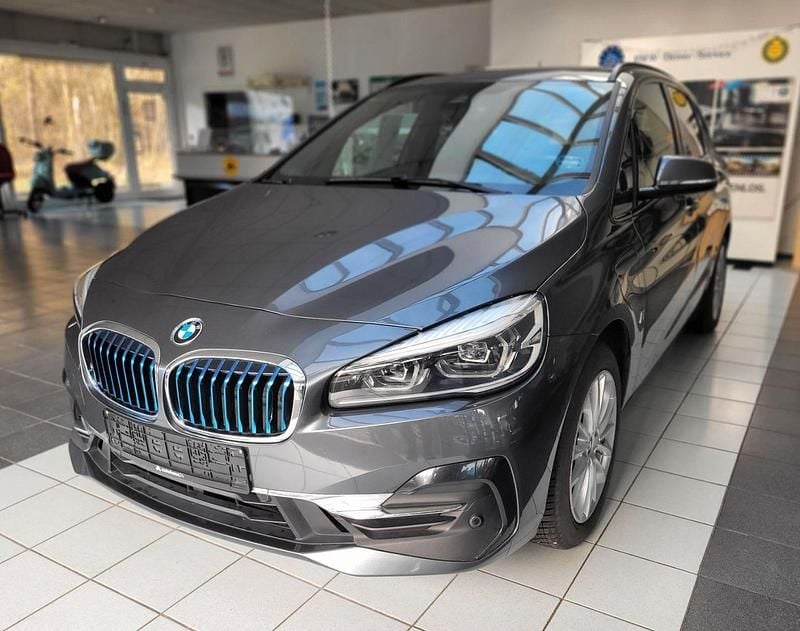 Gebraucht BMW 225 Luxury Line 136 PS (100 kW) 2019 Grau Kombi