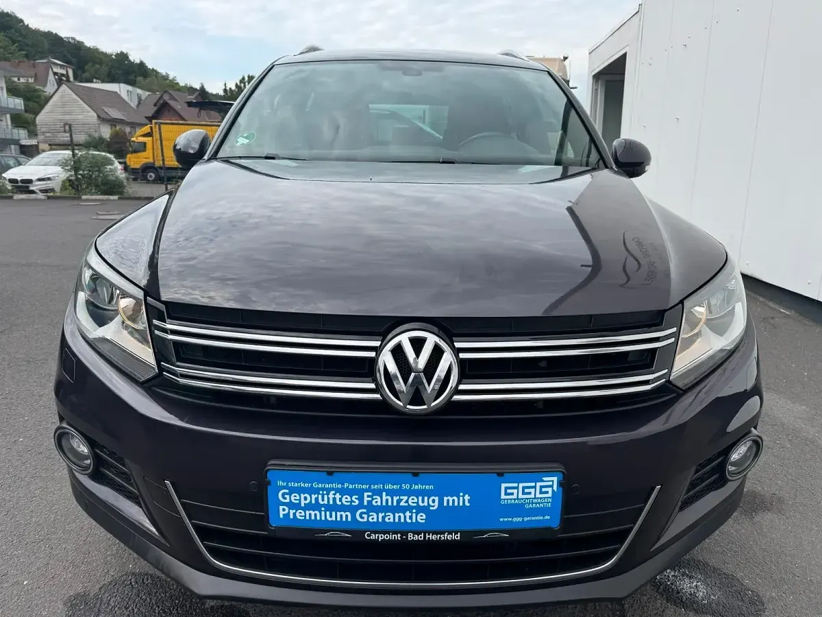 Gebraucht VW Tiguan LOUNGE 140 PS (102 kW) 2014 Kryptongrau metallic SUV