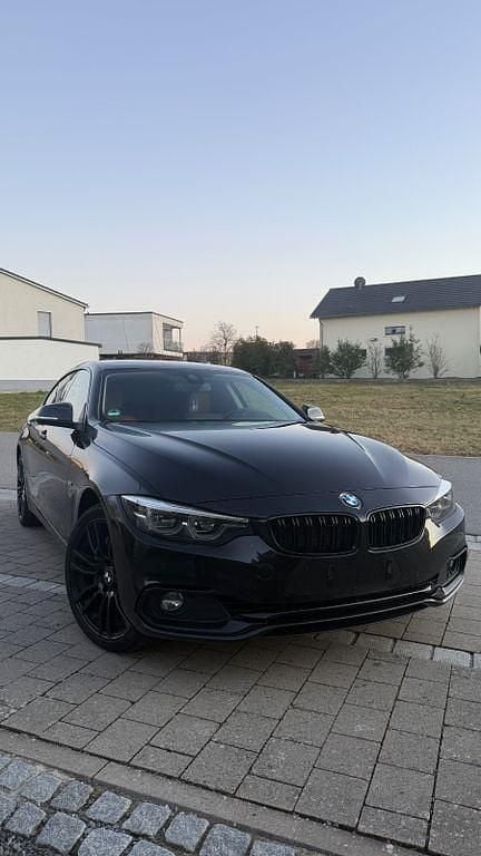 Gebraucht BMW 440 Sport Line 326 PS (239 kW) 2017 Schwarz Coupé