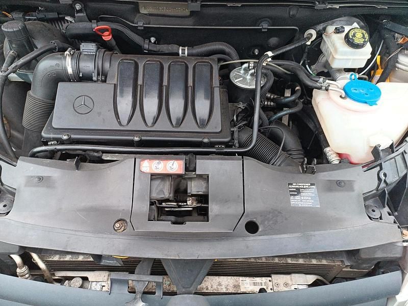 Gebraucht Mercedes A180 109 PS (80 kW) 2006 Silber Kleinwagen