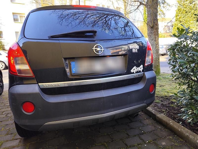 Gebraucht Opel Antara 163 PS (119 kW) 2012 Schwarz SUV