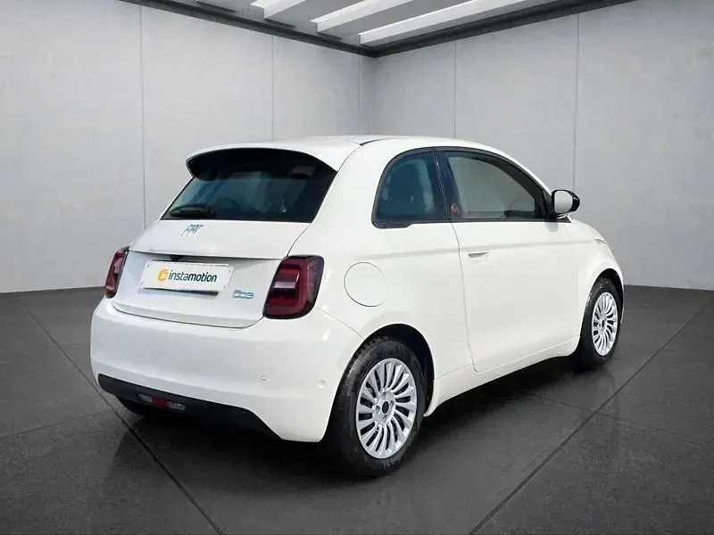 Neu Fiat 500e 86 kW (118 PS) 2025 Weiß Kleinwagen
