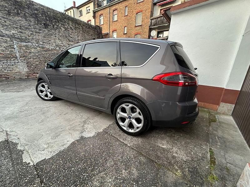 Gebraucht Ford S-MAX Titanium S 200 PS (147 kW) 2013 Andere farben Van / Kleinbus