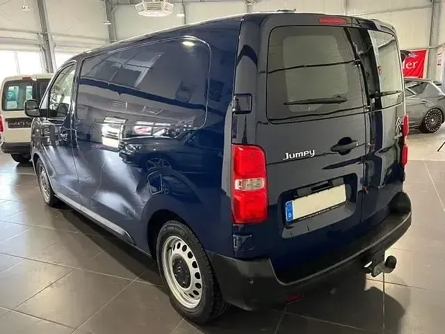 Używany Citroën Jumpy Profi 116 KM (85 kW) 2017 Niebieski Minivan