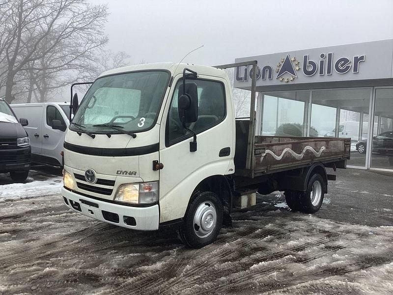 Second-hand Toyota Dyna 2014 Alb Pickup