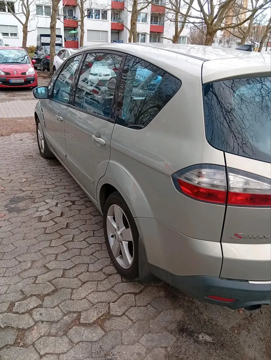 Gebraucht Ford S-MAX S 175 PS (128 kW) 2009 Grau Van / Kleinbus