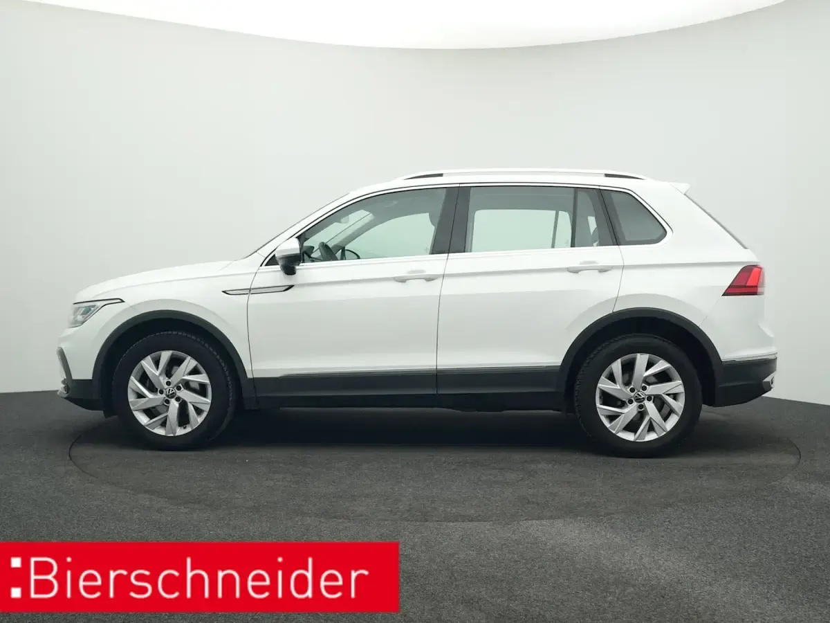 Gebraucht VW Tiguan Elegance 150 PS (110 kW) 2023 Weiss SUV