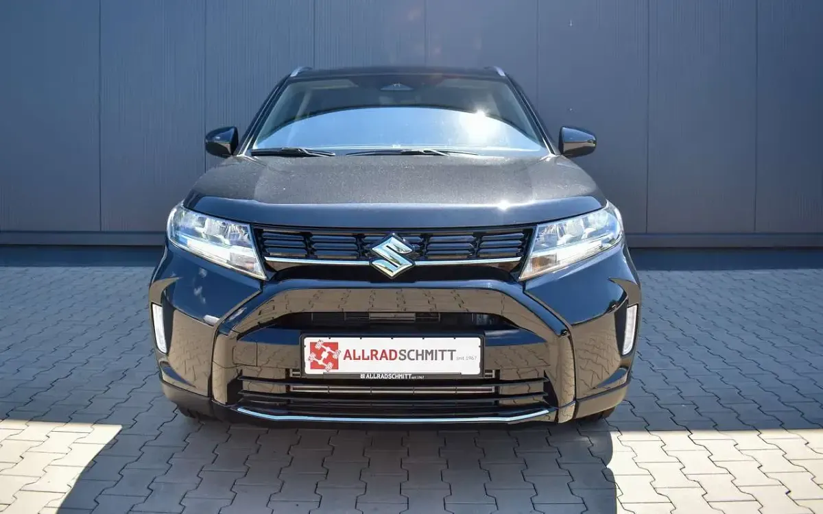 Neu Suzuki Vitara Comfort 109 PS (80 kW) 2026 Schwarz SUV