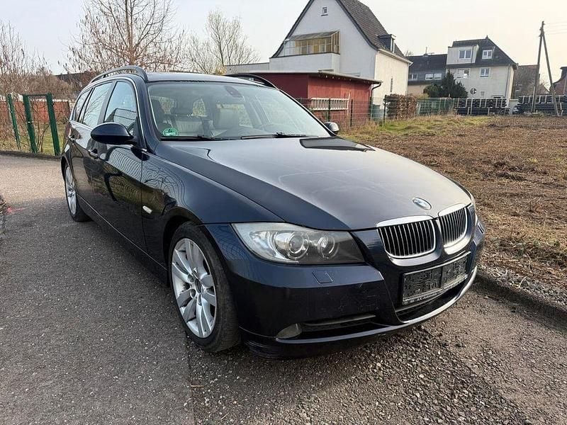 Gebraucht BMW 325 Performance 218 PS (160 kW) 2006 Blau Kombi