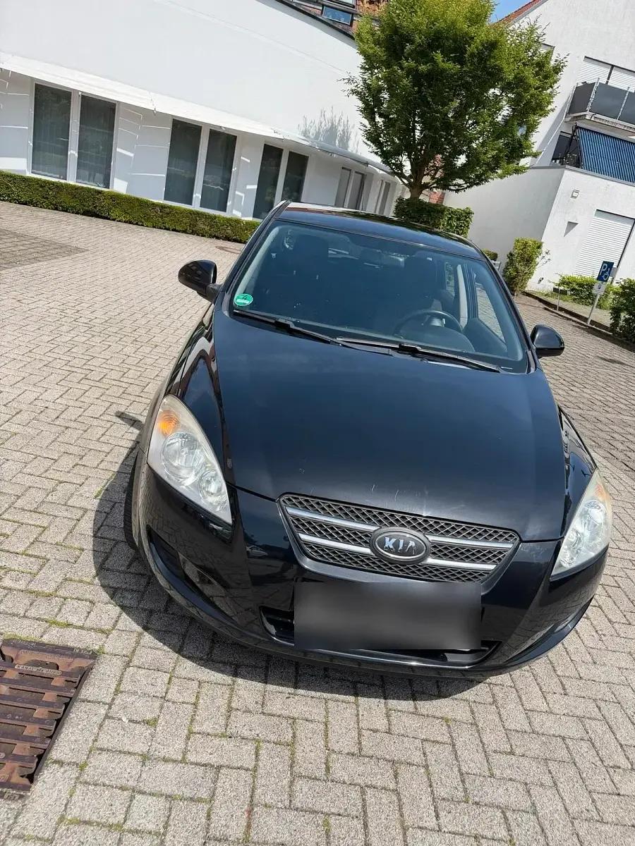 Gebraucht Kia Ceed LX 122 PS (89 kW) 2009 Schwarz Kleinwagen