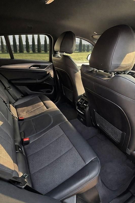 Gebraucht BMW X4 Performance 190 PS (139 kW) 2021 Silber SUV