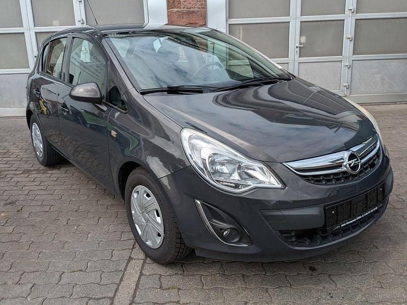 Grau Gebraucht 2013 Opel Corsa Active Kleinwagen | 3.290 € (Superpreis) - Bild 1/4