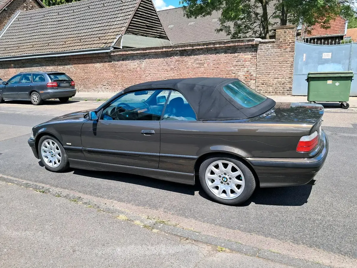 Gebraucht BMW 320 Cabriolet 150 PS (110 kW) 1997 Andere farben Cabrio