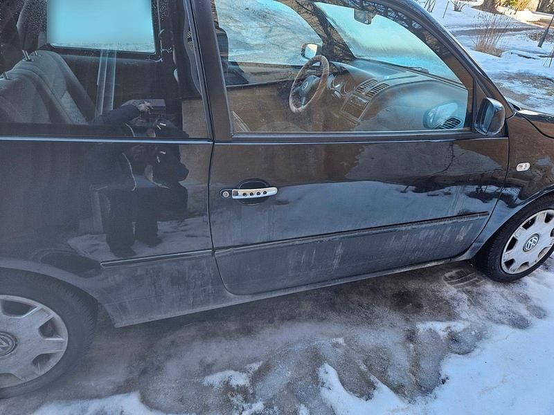 Gebraucht VW Lupo 60 PS (44 kW) 2002 Schwarz Kleinwagen