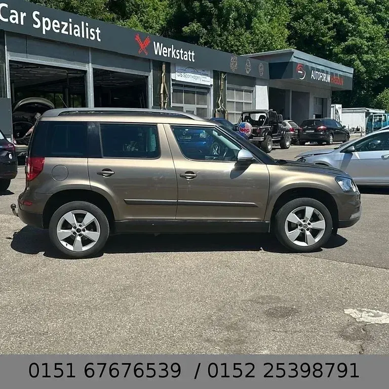 Gebraucht Skoda Yeti Elegance 110 PS (80 kW) 2014 Braun SUV