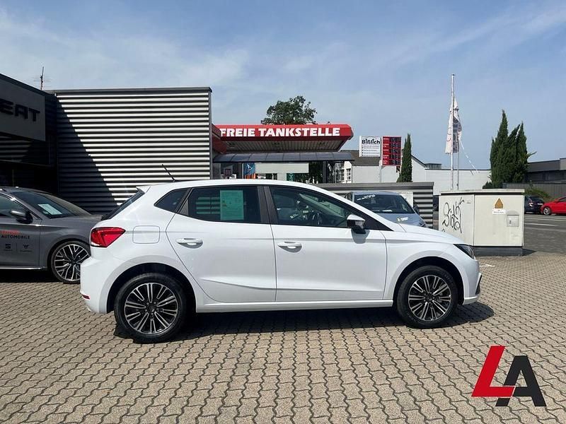 Neu Seat Ibiza 116 PS (85 kW) 2025 Weiss Limousine