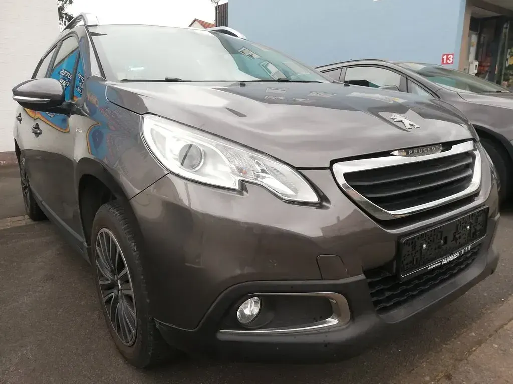 Gebraucht Peugeot 2008 Active 82 PS (60 kW) 2016 Grau SUV