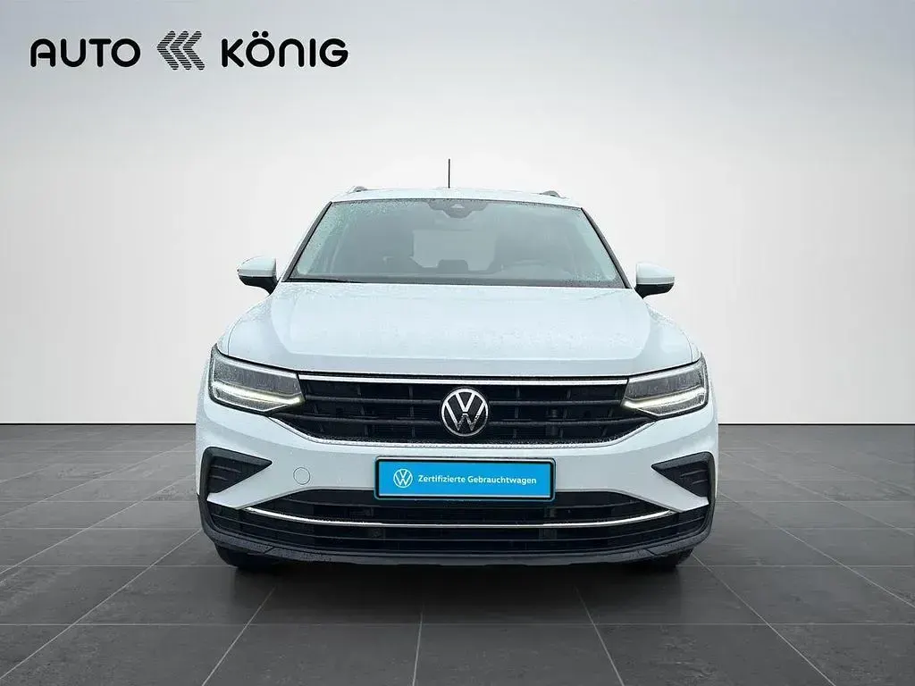 Gebraucht VW Tiguan Active 245 PS (180 kW) 2022 Weiß SUV
