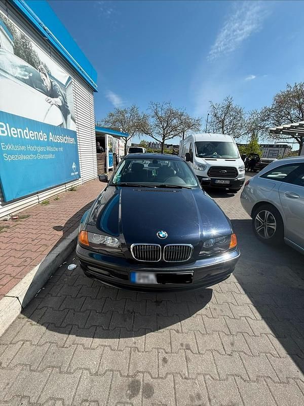 Usata BMW 2000 2000 Blu Berlina