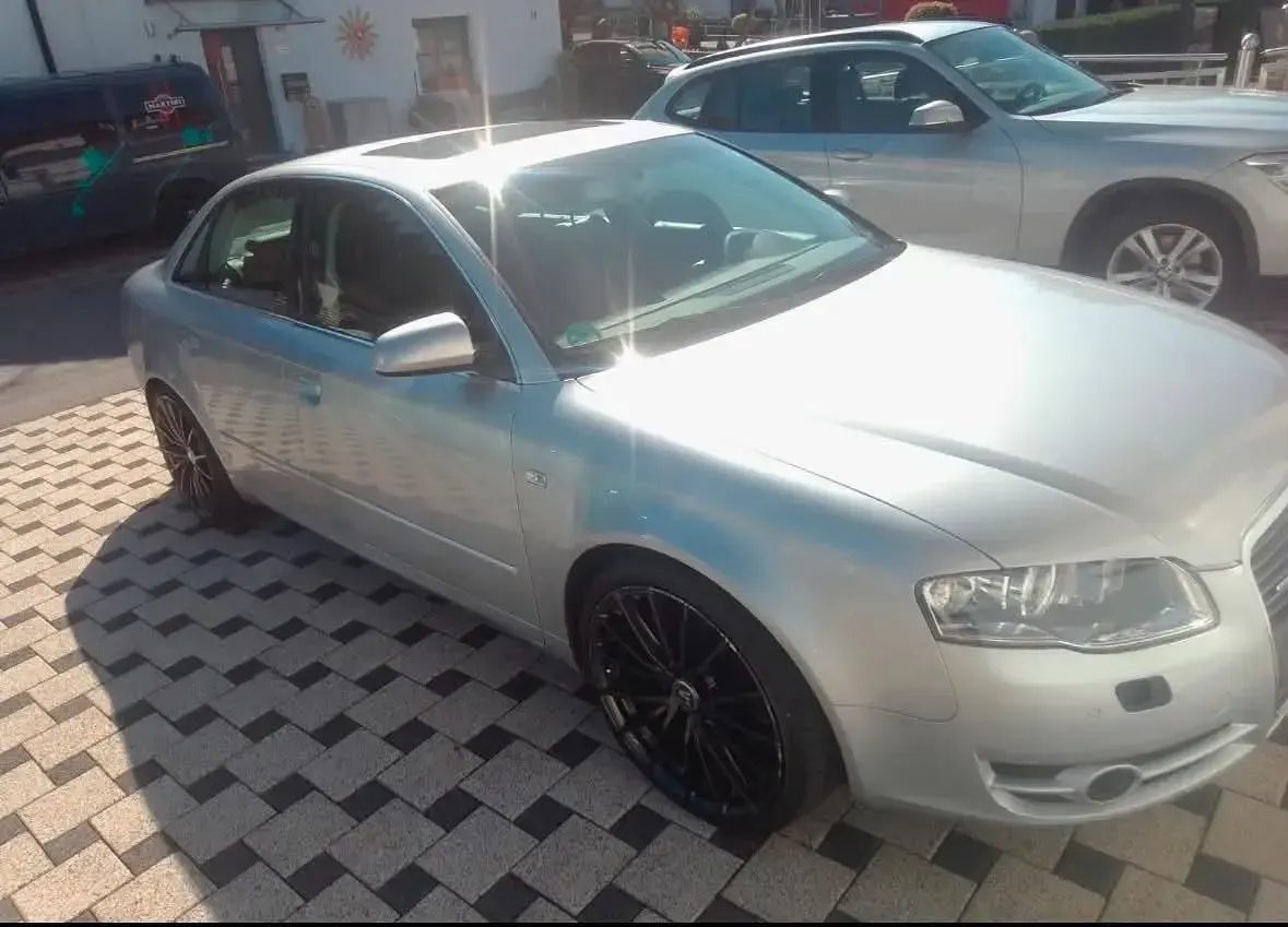 Gebraucht Audi A4 232 PS (170 kW) 2006 Silber Limousine